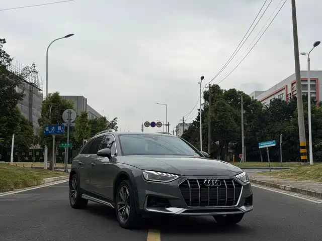 Audi Audi A4 (Import)