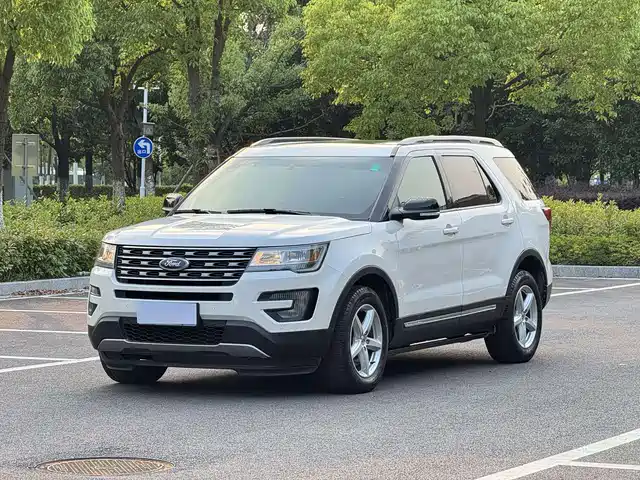 Ford Explorer (Import) 2016