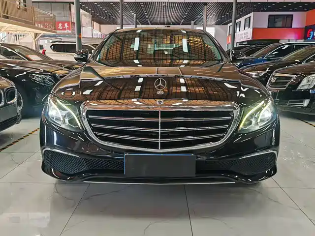 Mercedes-Benz Mercedes-Benz E-Class 2016