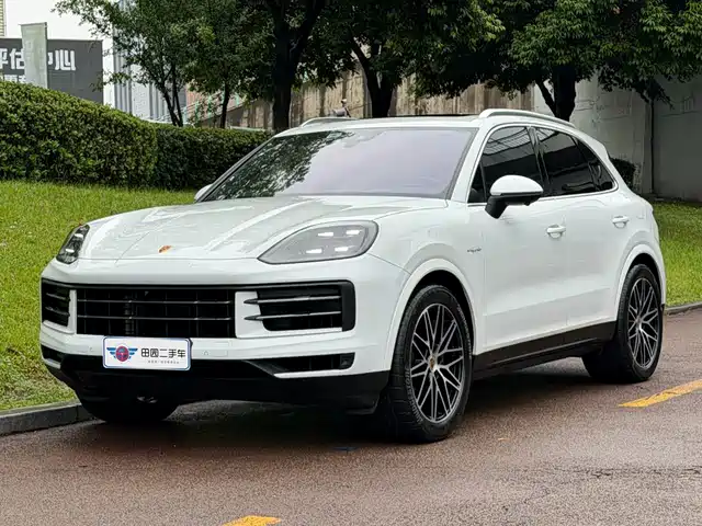 Porsche Cayenne New Energy 2024