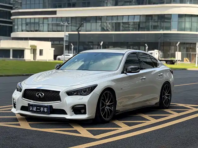 Infiniti Infiniti Q50