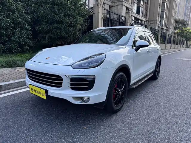 Porsche Cayenne 2016