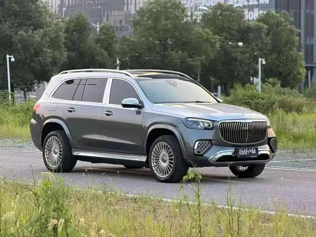 Mercedes-Benz Mercedes-Benz GLS 2025