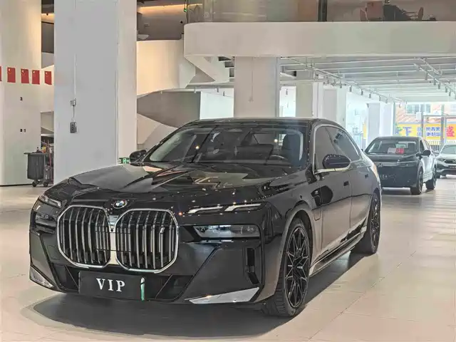 BMW BMW i7 2023