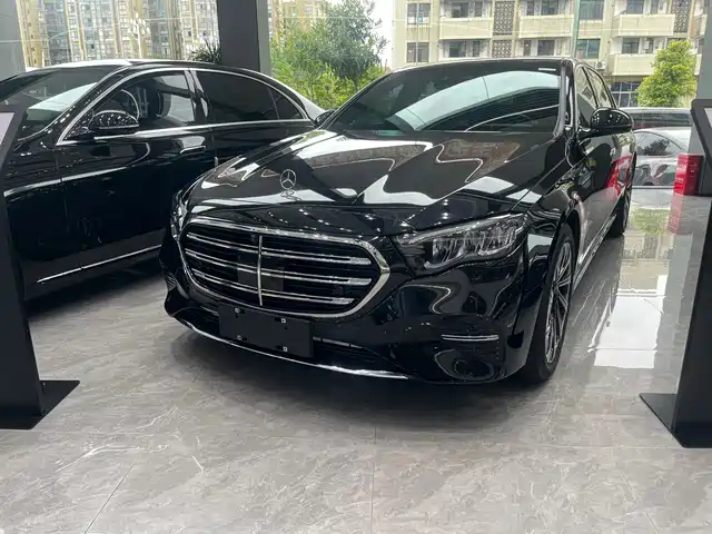 Mercedes-Benz Mercedes-Benz E-Class 2024