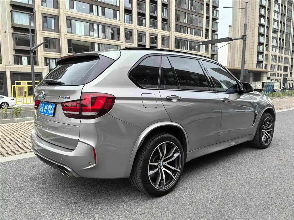BMW BMW X5 M