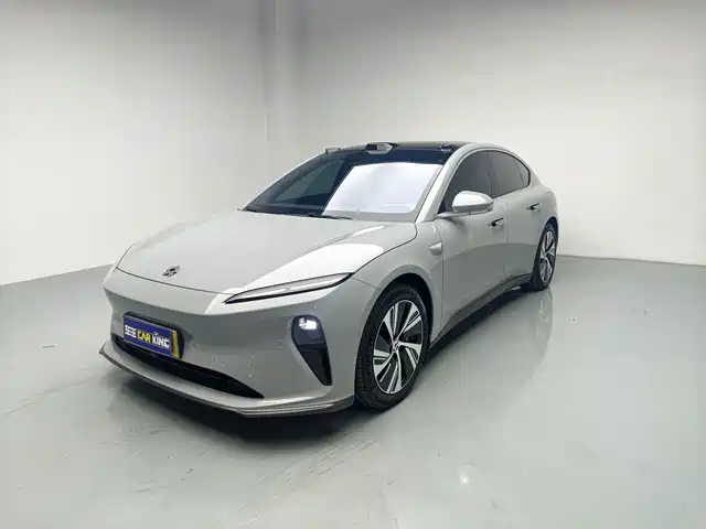 NIO NIO ET5 2024