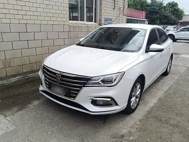Roewe Roewe i5 2021