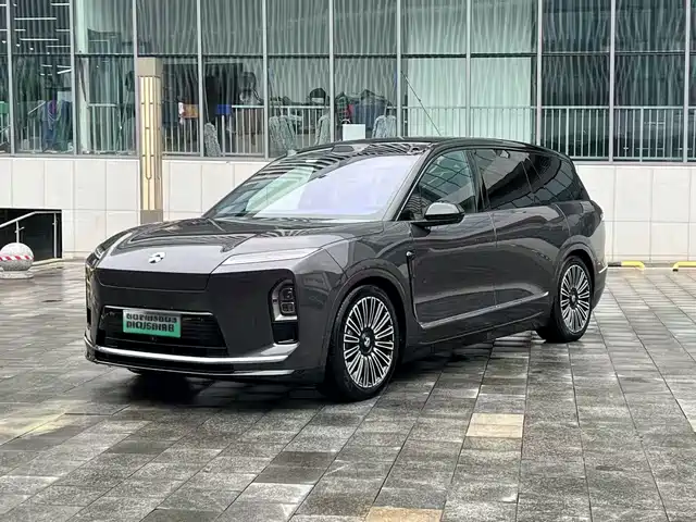 NIO NIO ES8 2025