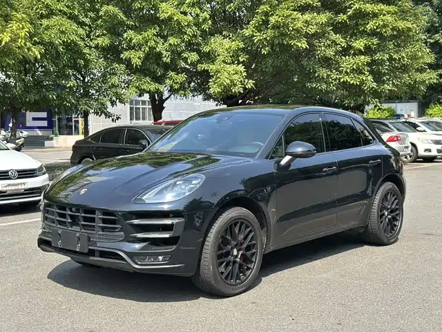 Porsche Macan 2016