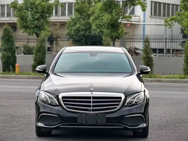 Mercedes-Benz Mercedes-Benz E-Class 2020