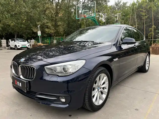 BMW BMW 5 Series GT 2014