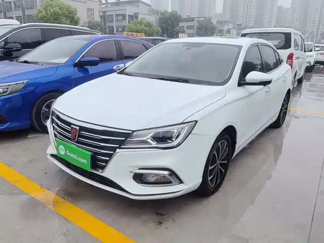 Roewe Roewe i5 2021