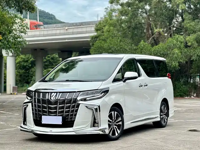 Toyota Alphard 2017