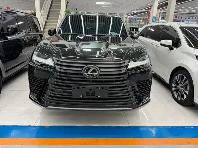 Lexus Lexus LX 2025