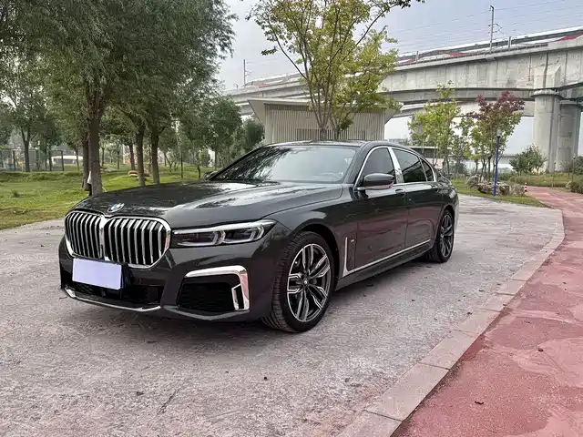 BMW BMW 7 Series 2021