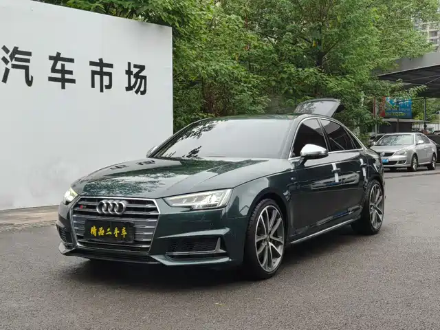 Audi Audi S4 2019