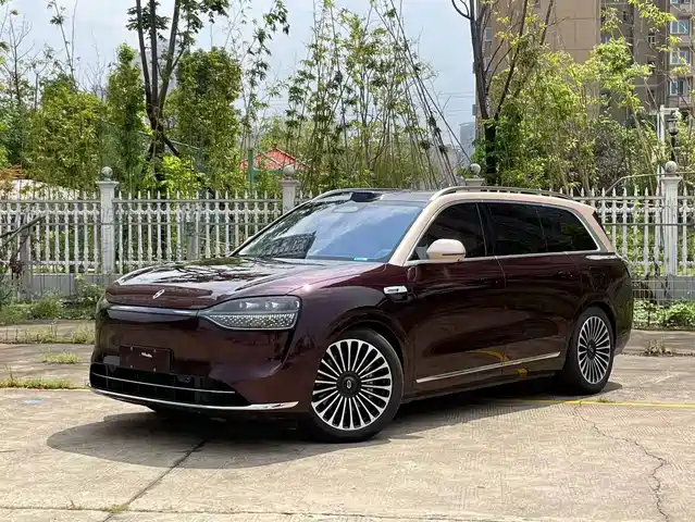 AITO Wenjie AITO M9
