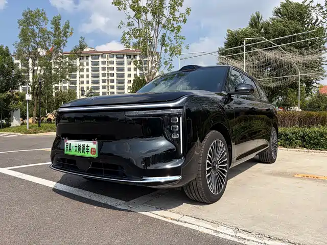 IM Motors IM LS8 2026