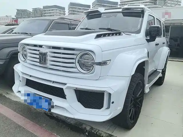 Tank Tank 300 2023