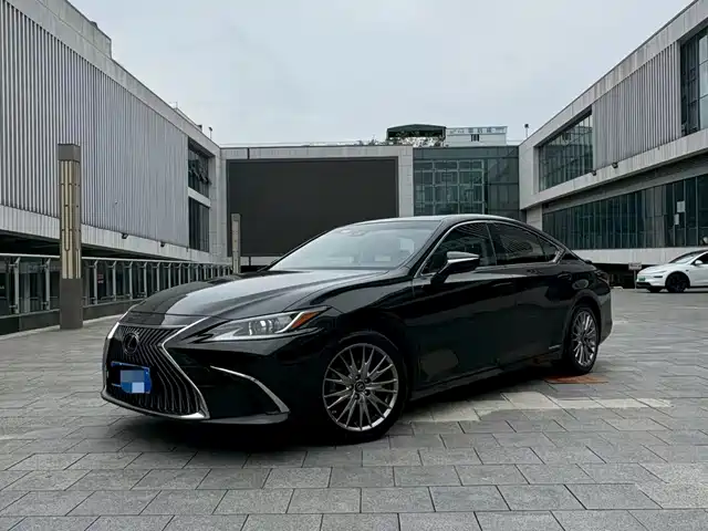 Lexus Lexus ES 2019