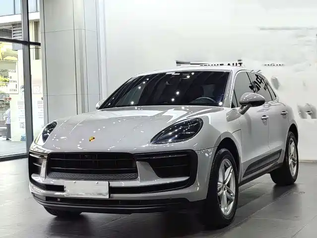 Porsche Macan 2022