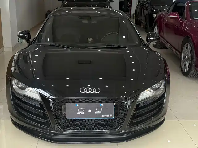 Audi Audi R8 2014