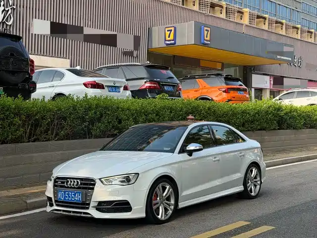 Audi Audi S3 2015
