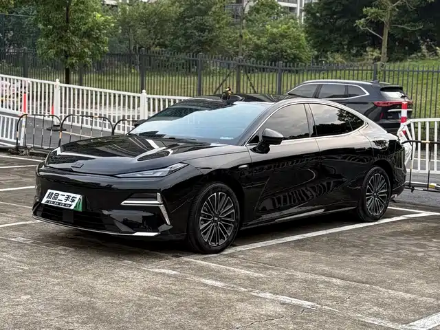Geely Galaxy Galaxy Xingyao 8