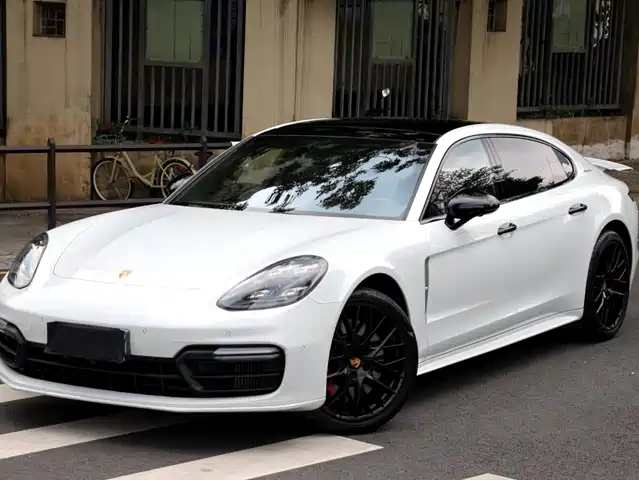 Porsche Panamera 2018