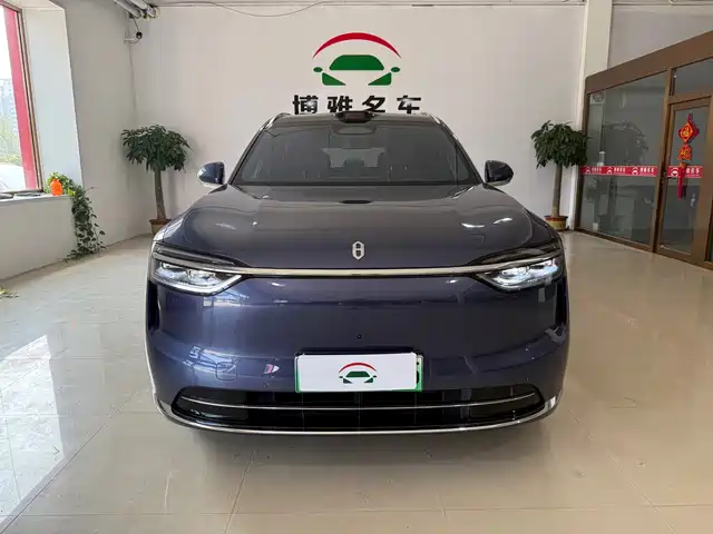 AITO Wenjie AITO M7