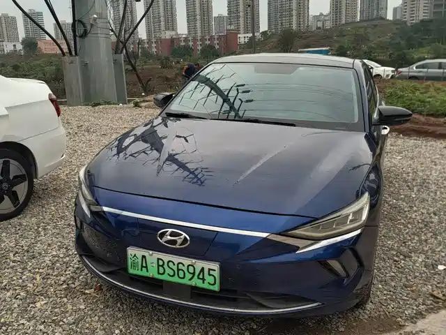 Hyundai Fista EV