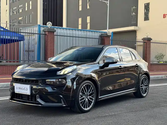 Lynk & Co Lynk & Co 02 Hatchback 2021