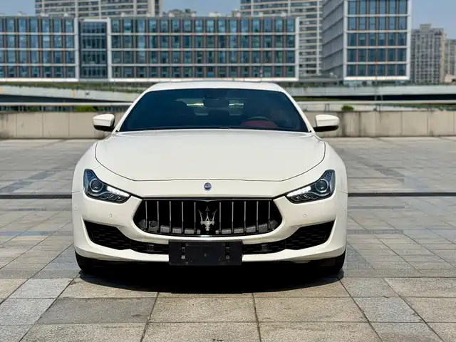 Maserati Ghibli 2020