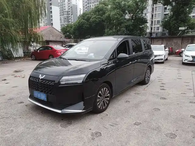 Wuling Motors Xingguang 730