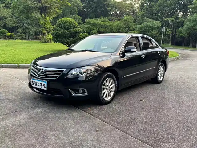Toyota Camry 2015