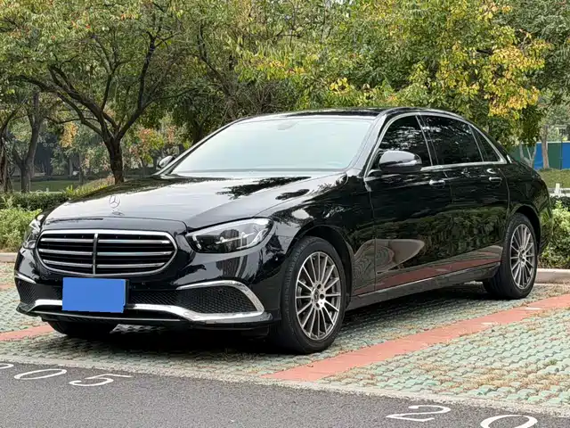 Mercedes-Benz Mercedes-Benz E-Class 2022