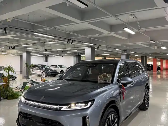 Huajing Baojun Huajing S