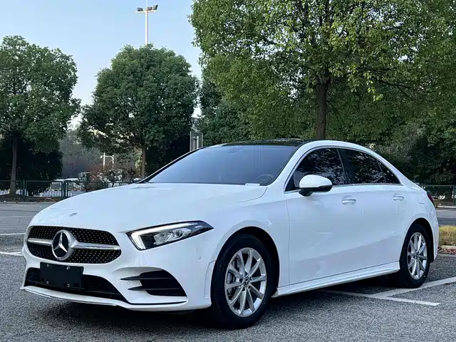 Mercedes-Benz Mercedes-Benz A-Class