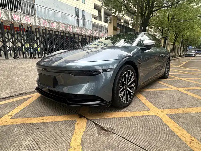 ZEEKR Zeekr 007