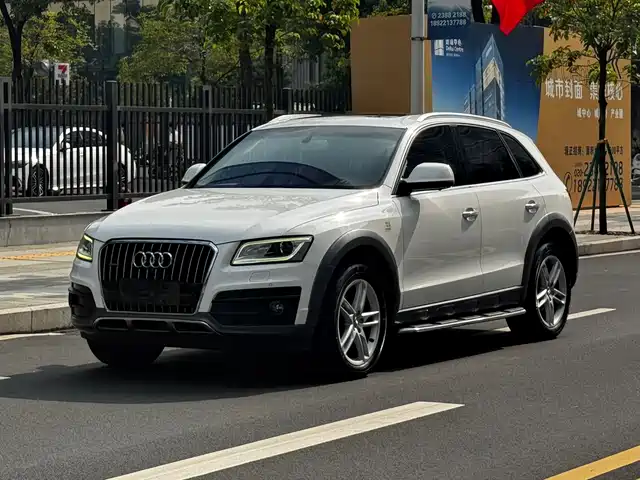 Audi Audi Q5