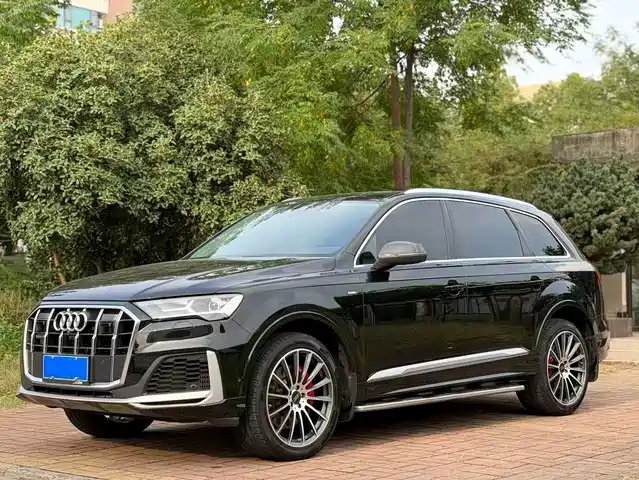 Audi Audi Q7 2023