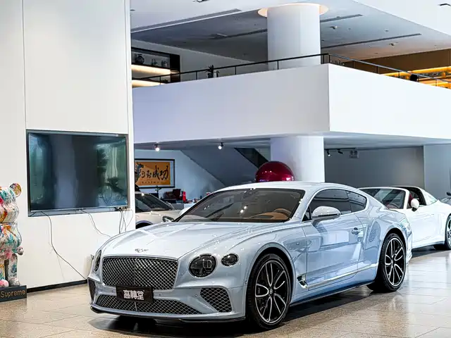 Bentley Continental 2022