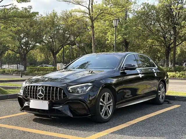 Mercedes-Benz Mercedes-Benz E-Class 2021