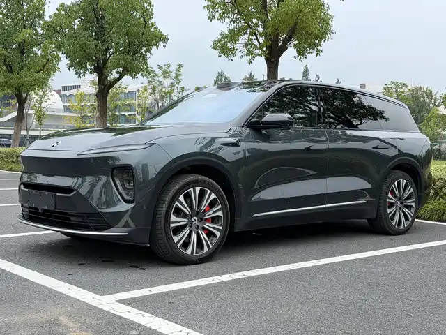 NIO NIO ES8 2023