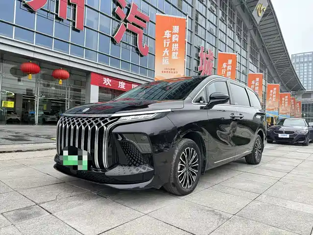 Dongfeng Fengxing Starlight V9