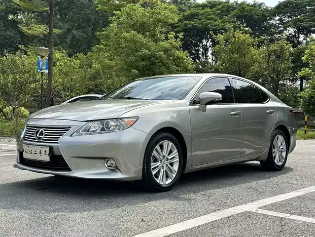Lexus Lexus ES 2014