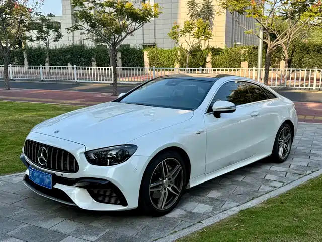 Mercedes-Benz Mercedes-Benz E-Class (Import) 2017