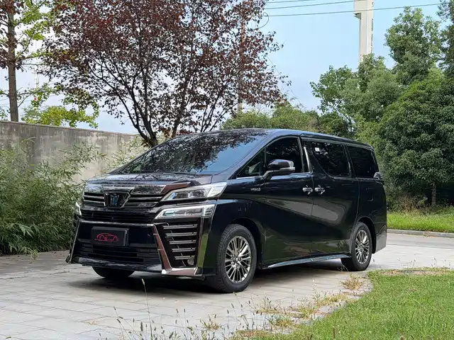 Toyota Vellfire 2021