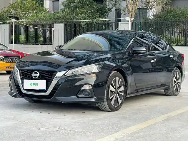 Nissan Teana 2021